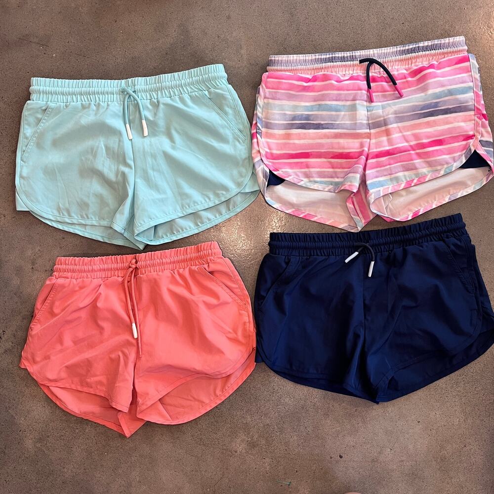Eddie Bauer Casual light weight active shorts 4p bundle Youth girls Medium 10/12